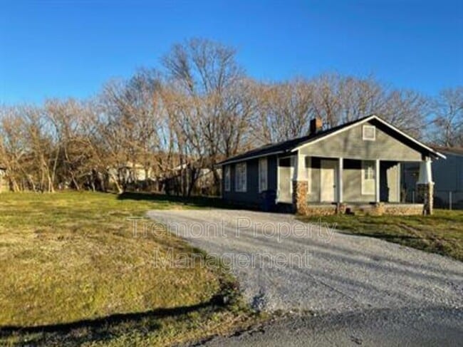 728 Indian Ave in Rossville, GA - Building Photo - Building Photo