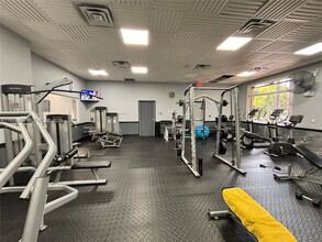 14300 NW 16th St in Pembroke Pines, FL - Building Photo - Building Photo