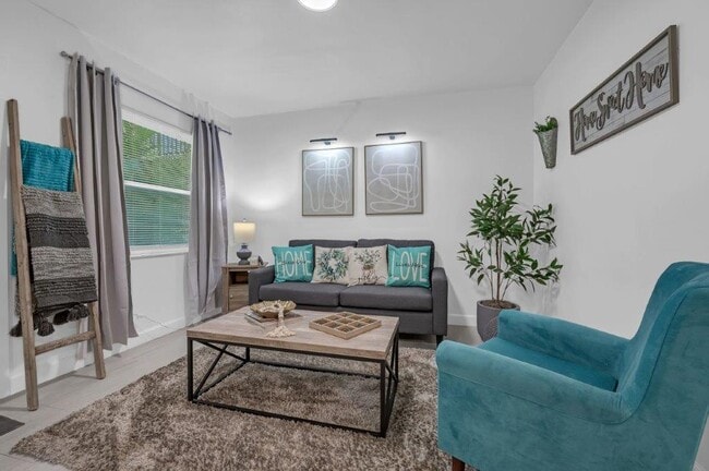 River Oaks Apartments