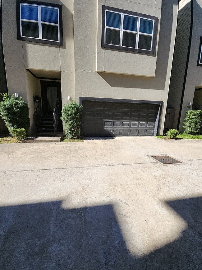 1333 W 22nd St in Houston, TX - Building Photo - Building Photo