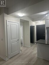 3260 Sheppard Ave E in Toronto, ON - Building Photo - Building Photo