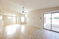 18246 N 87th Dr in Peoria, AZ - Foto de edificio - Building Photo