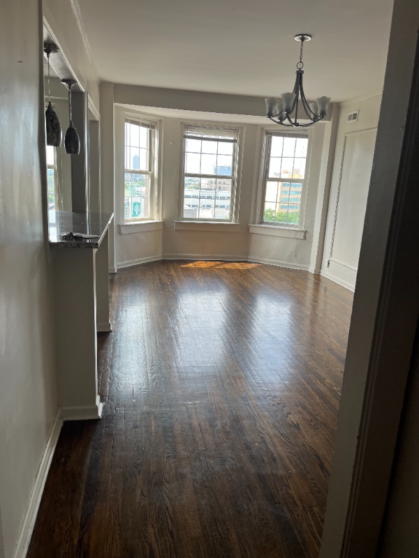 1 W 28th St