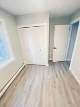 12525-12118 118 Ave NW in Edmonton, AB - Building Photo - Building Photo