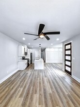 2446 Carmel St in Houston, TX - Building Photo - Building Photo