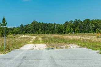 The Verandas at Freeport 62-68 in Freeport, FL - Building Photo - Other