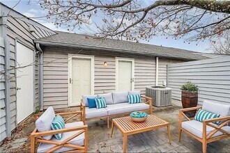 1620 Windsong Ct in Winston-Salem, NC - Foto de edificio - Building Photo