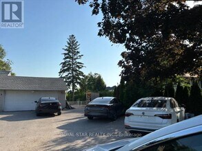 9210 MISSISSAUGA Rd in Brampton, ON - Building Photo - Building Photo