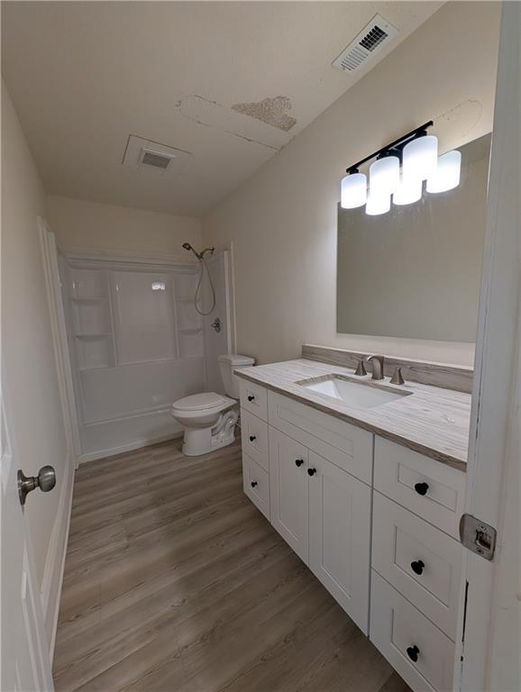 2140 Hickory Valley Ct in Semmes, AL - Building Photo - Building Photo