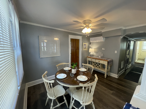 321 Wesley Ave-Unit -1st Fl in Ocean City, NJ - Foto de edificio - Building Photo
