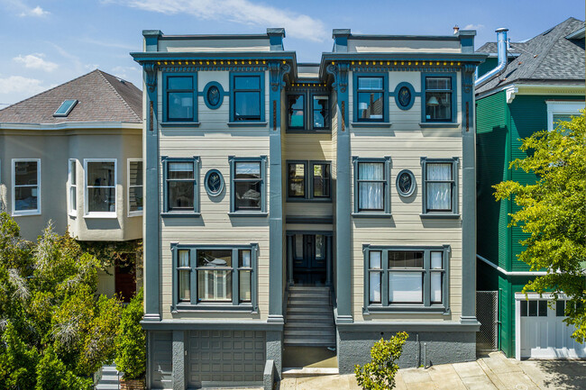 1945 Lyon St in San Francisco, CA - Foto de edificio - Building Photo