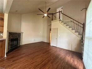 4447 Rivermill Ct in Portsmouth, VA - Foto de edificio - Building Photo