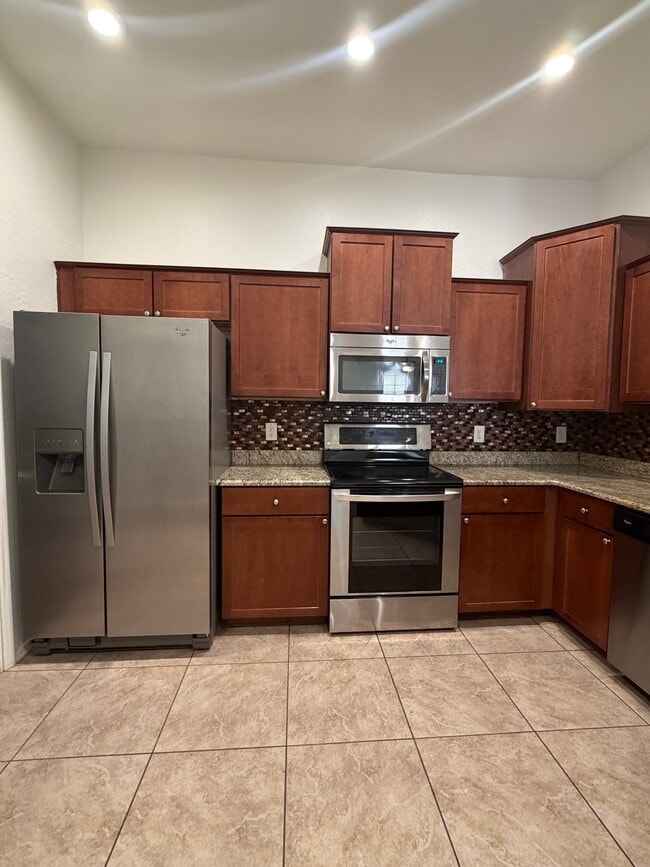 14575 W Mountain View Blvd, Unit 10212 in Surprise, AZ - Building Photo - Building Photo