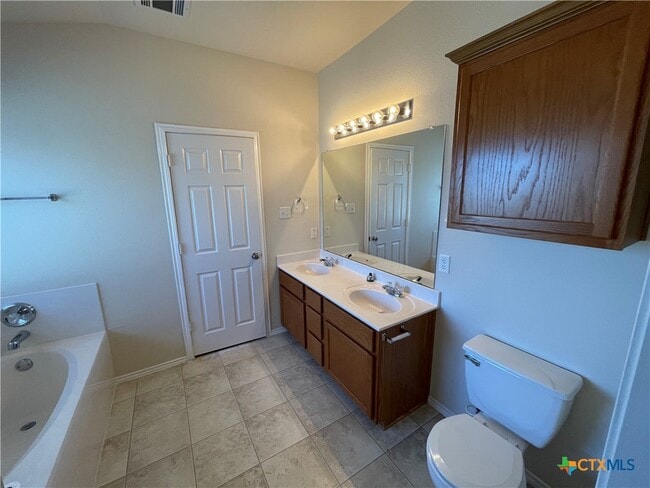 property at 5414 Lions Gate Ln