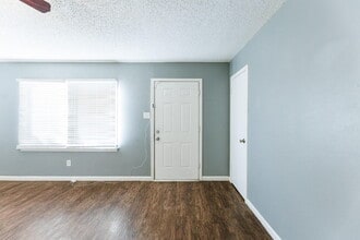 5426 25th St in Lubbock, TX - Building Photo - Building Photo