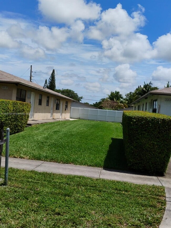 property at 2120-2122-2122 Thomas St
