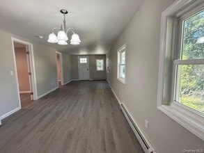 30 Hillside Rd in Greenwood Lake, NY - Building Photo - Building Photo