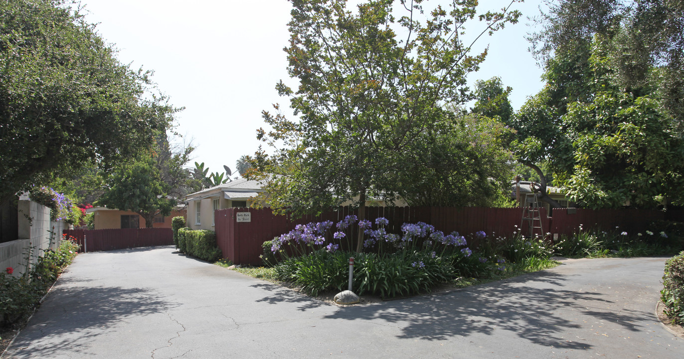 1708 S 5th Ave in Monrovia, CA - Building Photo