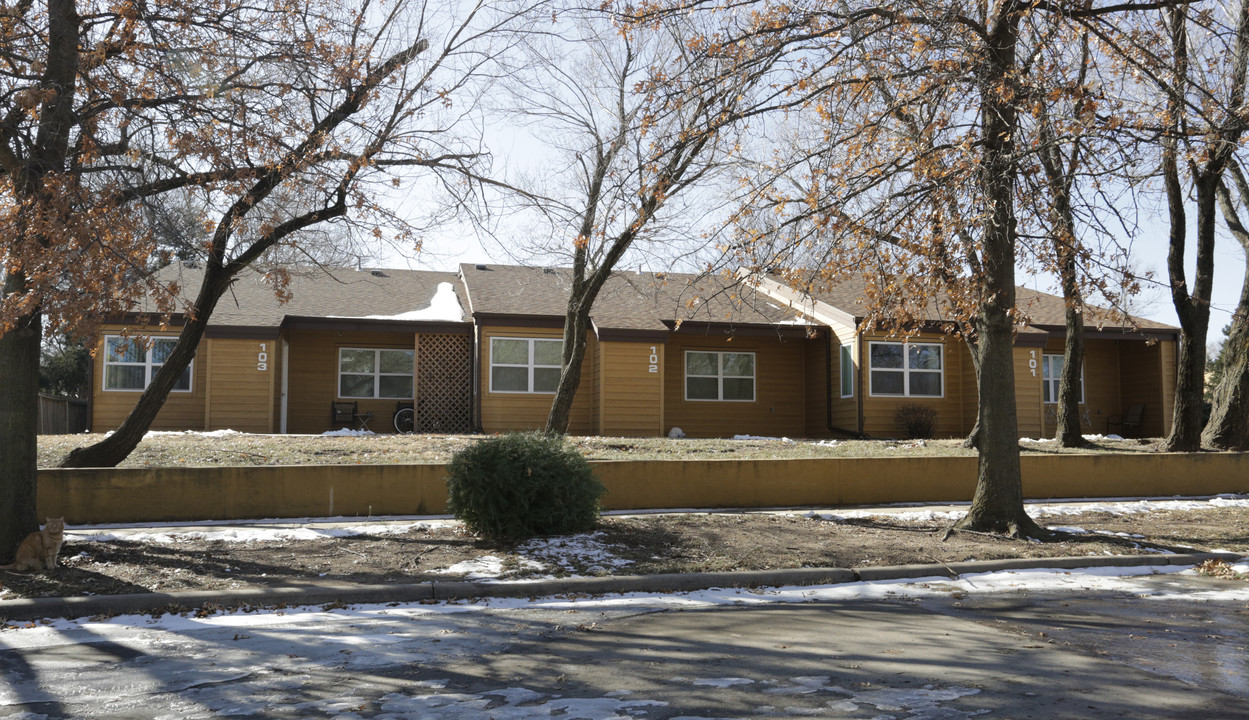 The Timbers in Wichita, KS - Building Photo