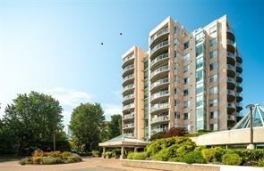 1010 View St in Victoria, BC - Building Photo