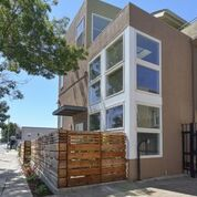 Atkins Townhouses in Oakland, CA - Building Photo