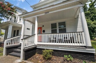 2011 Lansing Ave in Portsmouth, VA - Building Photo - Building Photo