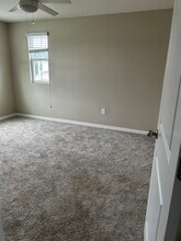 3915 Bramblewood Loop in Spring Hill, FL - Building Photo - Building Photo