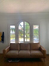 1016 S Orange Dr, Unit 1016 in Los Angeles, CA - Building Photo - Building Photo