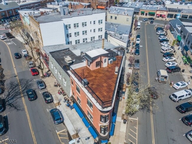 44 Elm St in Westfield, NJ - Building Photo - Building Photo