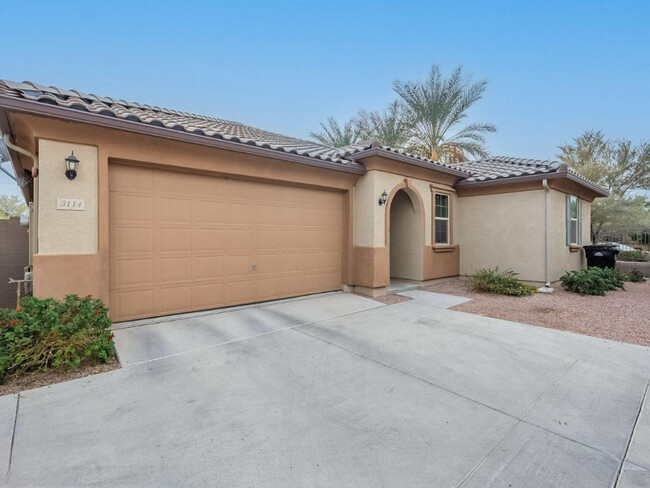 property at 3114 S Sunrise
