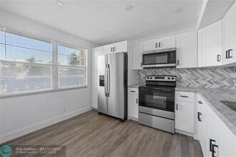 2202 Lucaya Bend in Coconut Creek, FL - Building Photo - Building Photo
