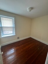 232 S 44th St, Unit 3Fl in Philadelphia, PA - Building Photo - Building Photo