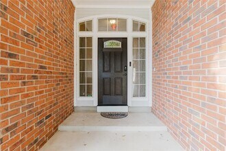 6614 Bramber Ln in Austin, TX - Building Photo - Building Photo