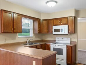1528 Marietta Dr in Hebron, KY - Building Photo - Building Photo