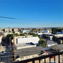 815 S Grand Ave in Los Angeles, CA - Building Photo - Building Photo