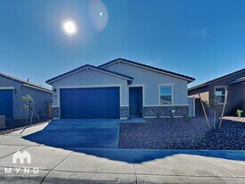 17335 W Sunnyslope Ln in Waddell, AZ - Building Photo