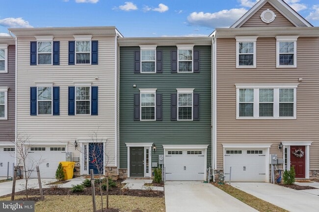 property at 925 Dorchester Cove Rd