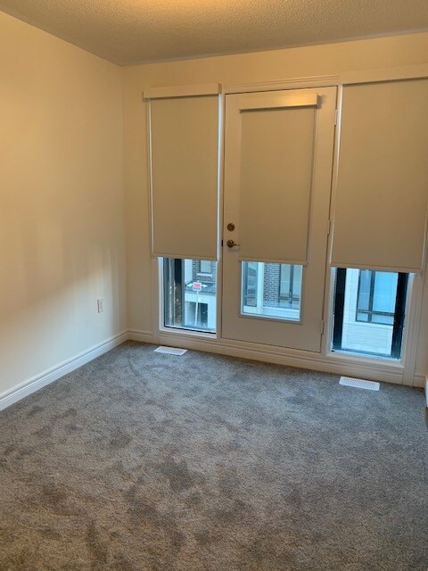 3 Steamboat Wy in Whitby, ON - Building Photo - Building Photo