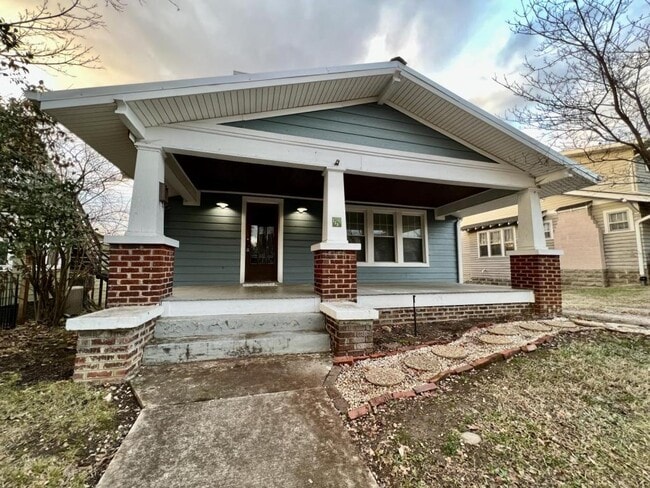 123 E Churchwell Ave in Knoxville, TN - Building Photo - Building Photo
