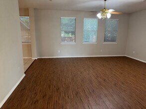 9141 Saratoga Rd in Fort Worth, TX - Building Photo - Building Photo