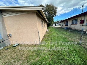 2265 3rd St NE in Winter Haven, FL - Building Photo - Building Photo