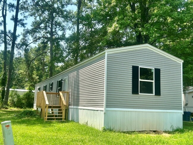 property at 60 White Oak Village