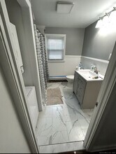 266 Linwood St in New Britain, CT - Building Photo - Building Photo