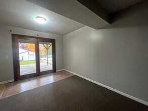 6248-6250 45th St N in Oakdale, MN - Building Photo - Building Photo