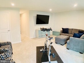 408 Streamview Dr in Fredericksburg, VA - Building Photo - Building Photo