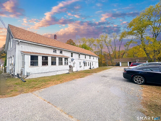 88 Taftville-Occum Rd in Norwich, CT - Building Photo - Building Photo