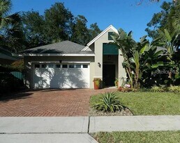 1111 Eastern Way in Orlando, FL - Building Photo