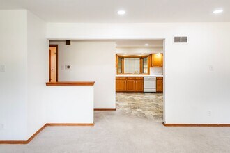 9553 Port Dr in Affton, MO - Building Photo - Building Photo