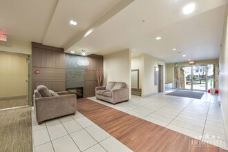 6460-6194 194 St in Surrey, BC - Building Photo - Building Photo