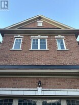 15 Wildflower Wy. in Toronto, ON - Building Photo